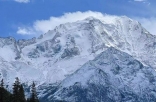 不到20℃的雪山秘境 一路看尽湖泊草原